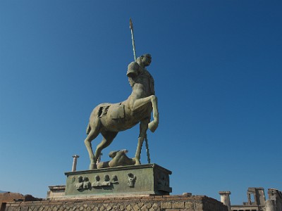 P000321