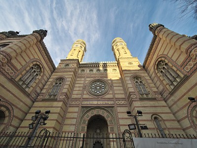 P000123
