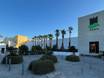 P000049